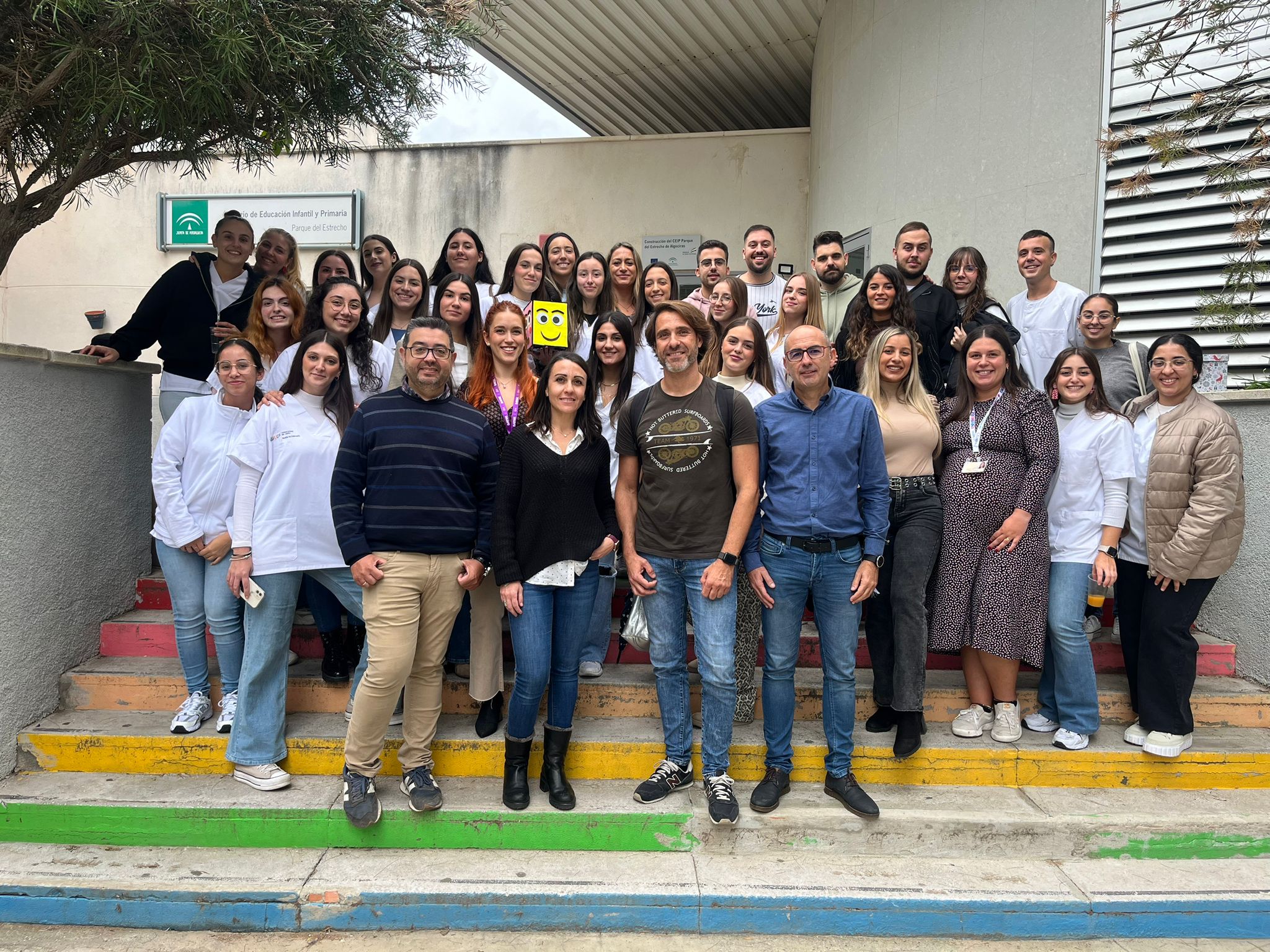 Estudiantes de la Facultad de enfermería imparten talleres sobre gestión de emociones en centro escolares